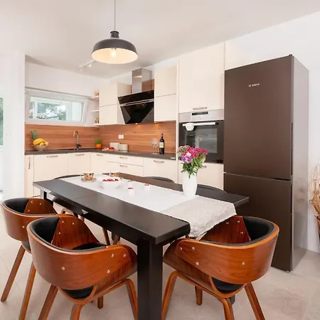With Us * Estambul